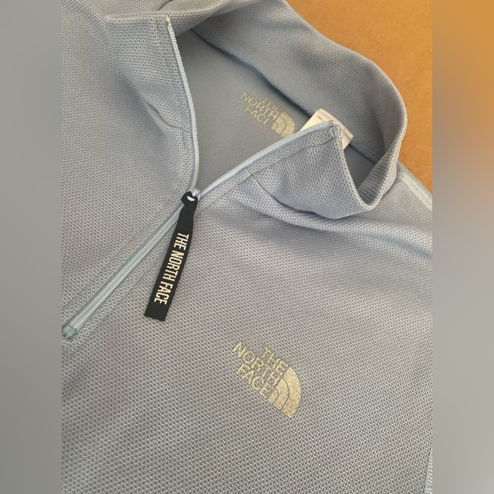 The North Face Top |Half Zip Up Long Sleeve women’s Size L | Blue |